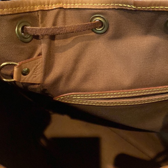 Louis Vuitton Monogram Montsouris MM Backpack - Picture 9 of 15